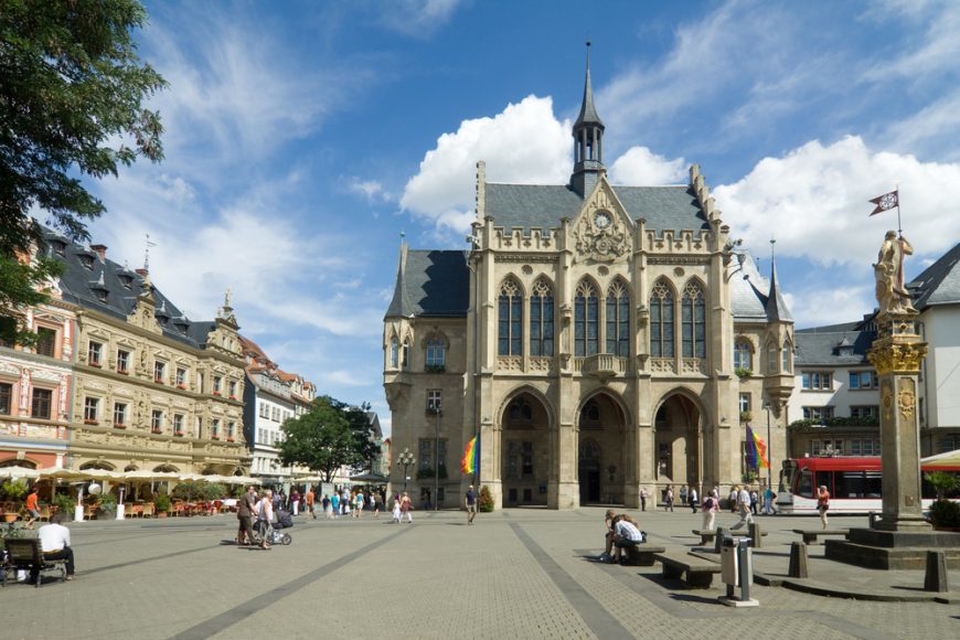 A furcsa történetű Városháza
