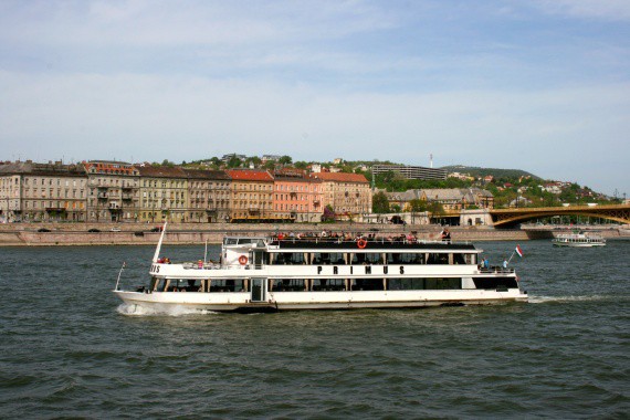 hajó
