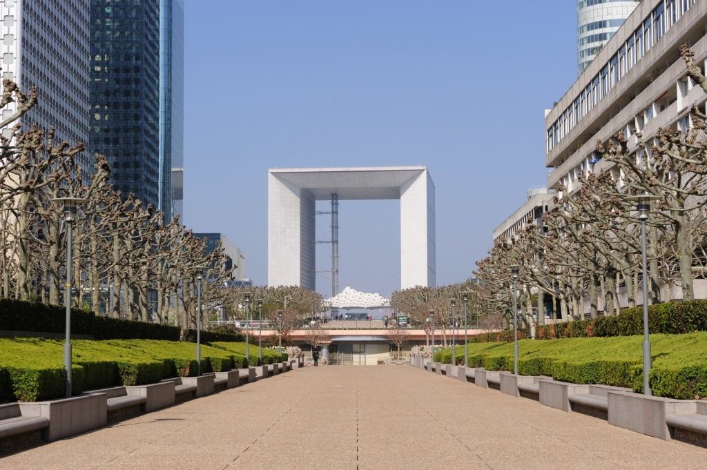 Grande Arche de La Defense - Worakit Sirijinda