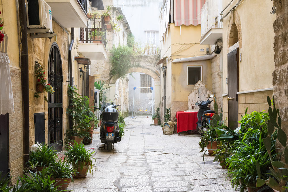 Az óváros utcáin - Duba DP / Shutterstock.com
