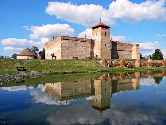 múz