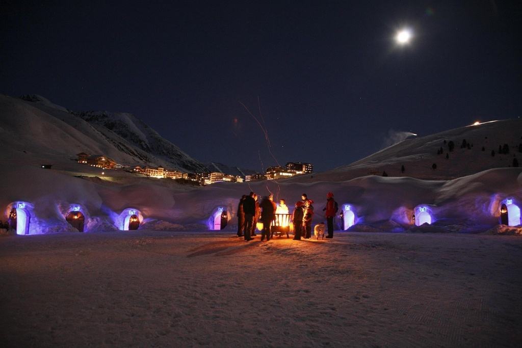 A tábortűznél - Iglu Village Kühtai / Trivago